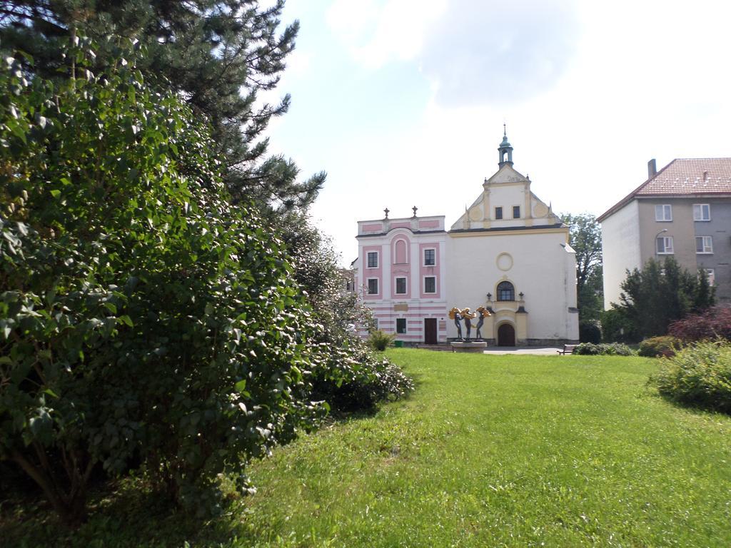Hotel Steiger Krnov Exterior foto
